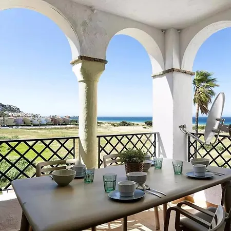 Semifrontal Con Vistas A Pie De Playawifi